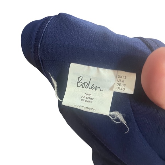 Boden navy crossover bikini top size 8 - Picture 3 of 3